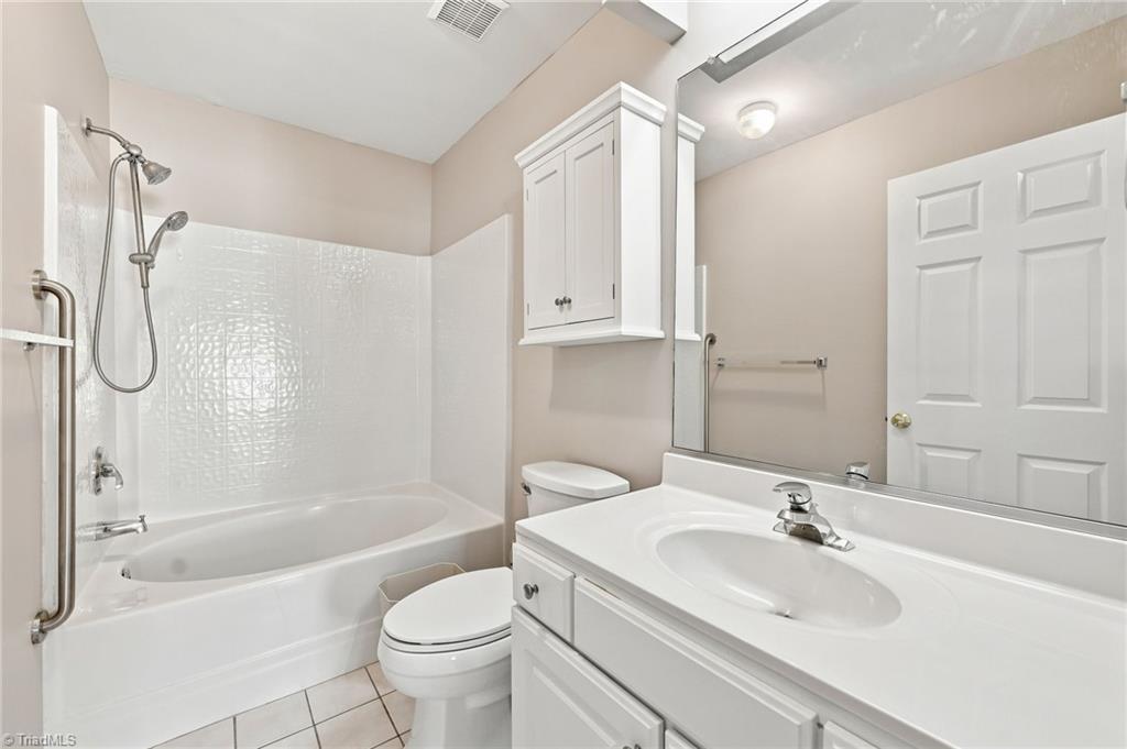 716 Wynbrook Square Lane Property Photo 11