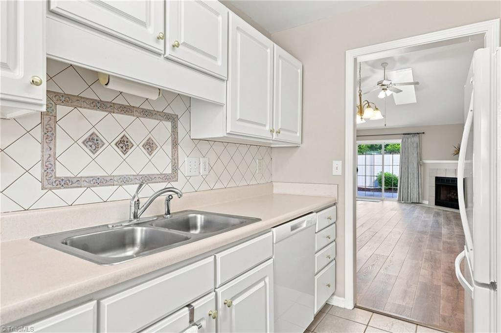 716 Wynbrook Square Lane Property Photo 26