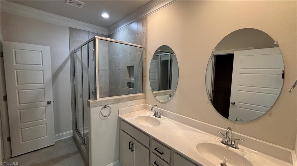 1042 Beechcraft Drive Property Photo 5