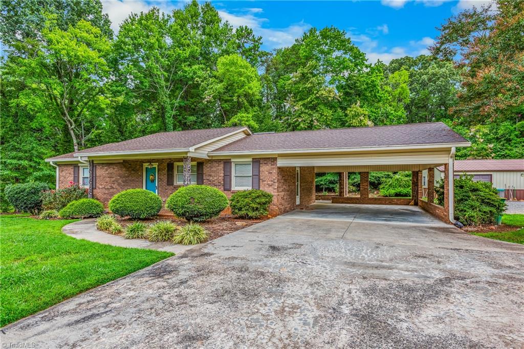 7545 Grapevine Road Property Photo 2