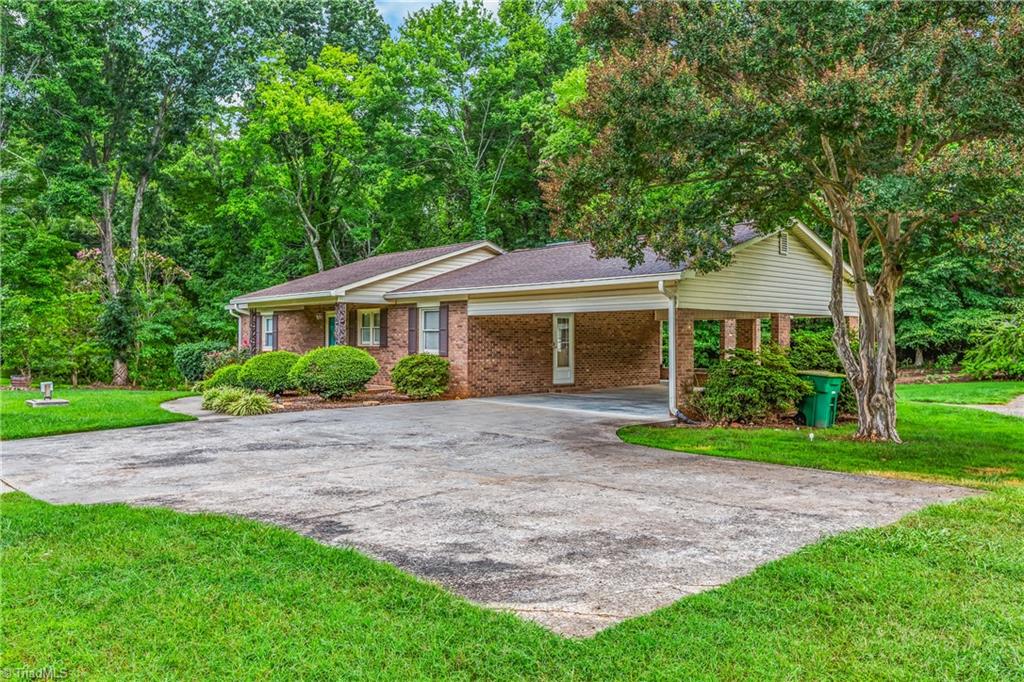 7545 Grapevine Road Property Photo 3