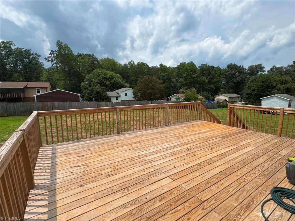 115 Robert Drive Property Photo 8