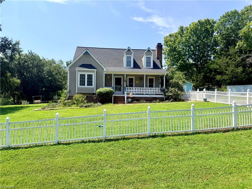 1070 W River Run Property Photo 1