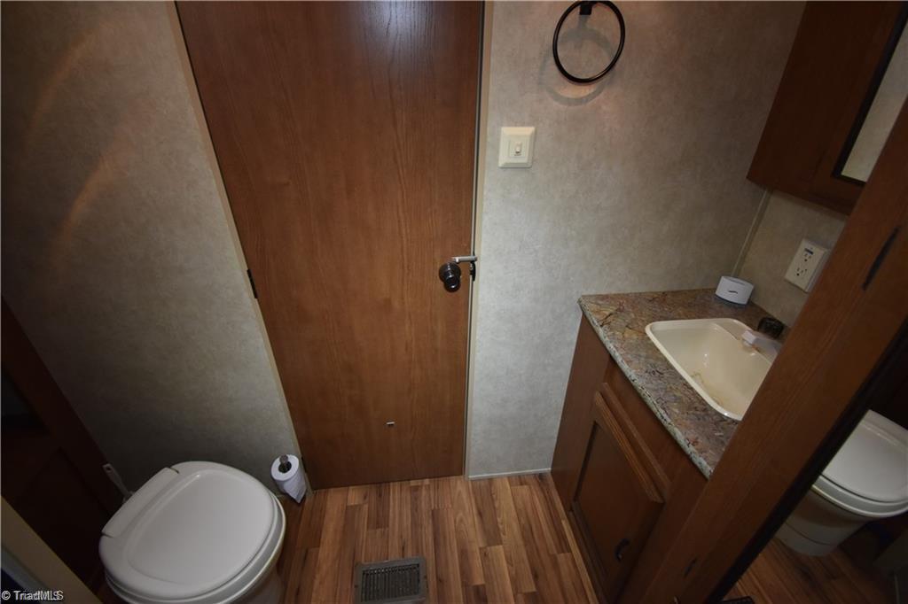 331 Mount View Lane Property Photo 10