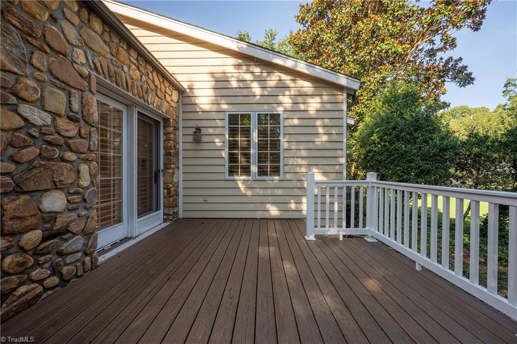119 Linden Place Property Photo 32