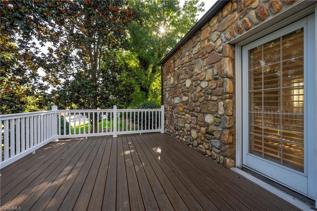 119 Linden Place Property Photo 33