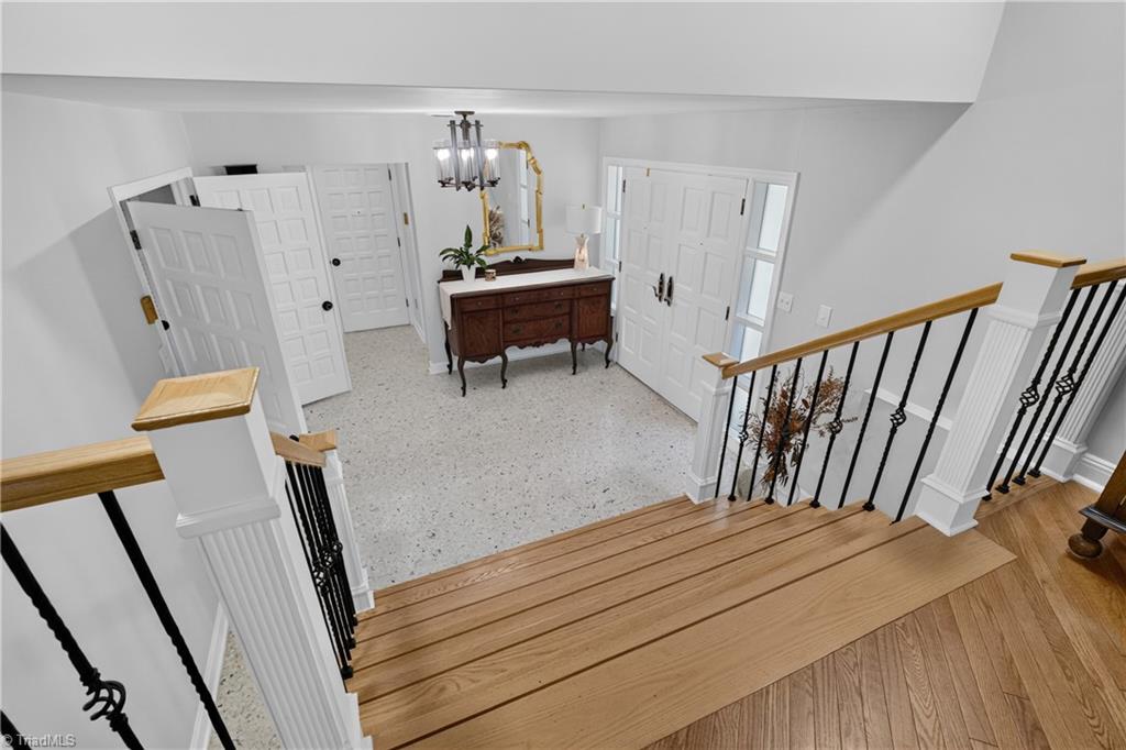 1941 Oak Drive Property Photo 9