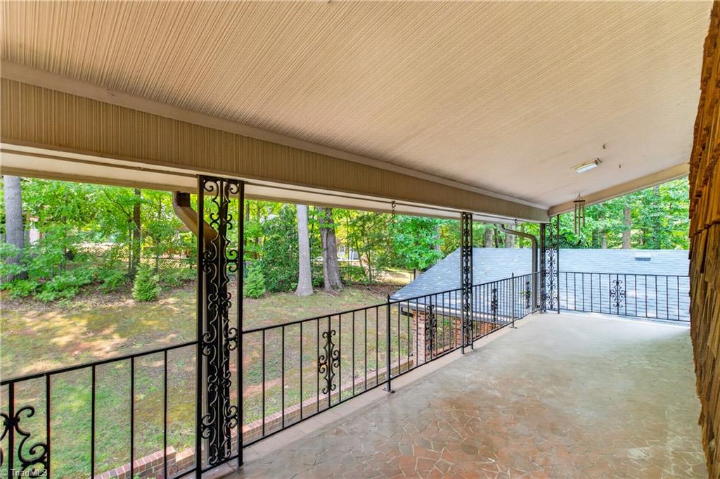 1941 Oak Drive Property Photo 27