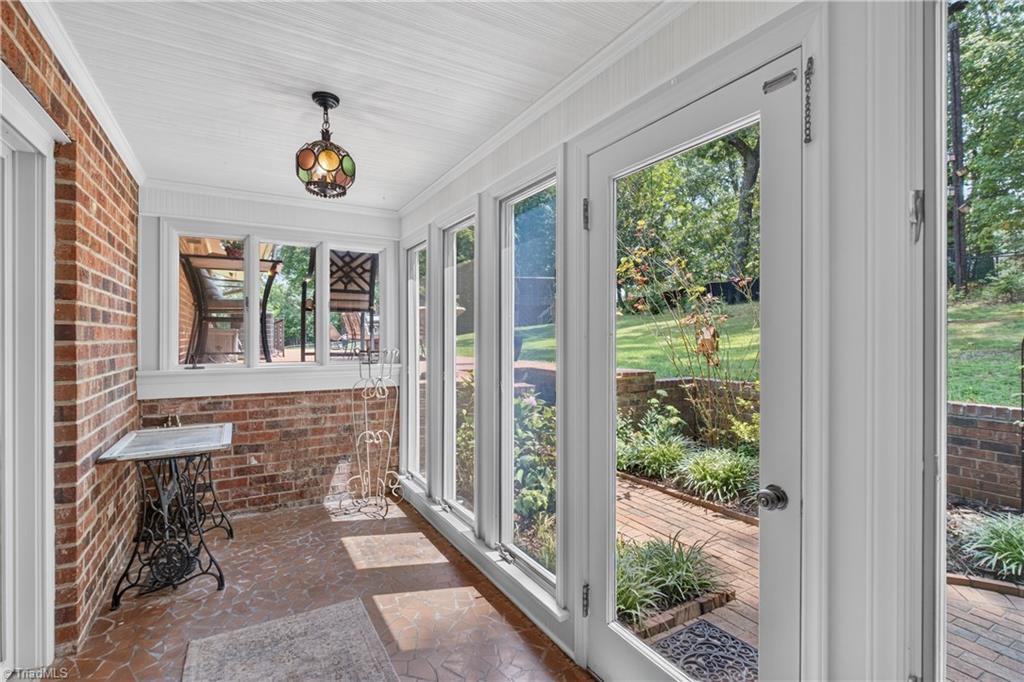 1941 Oak Drive Property Photo 39