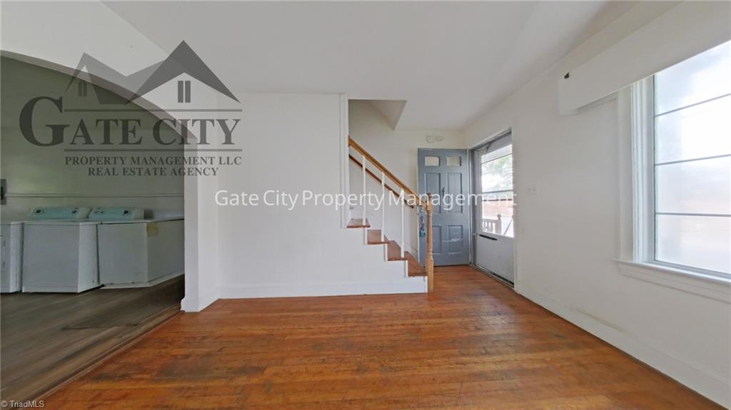 401 Chestnut Drive # A Property Photo 4