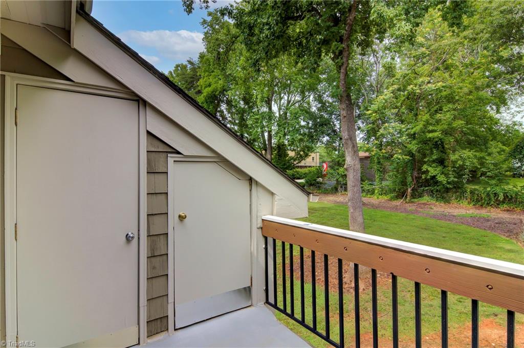 1518 Benjamin Parkway # D Property Photo 9