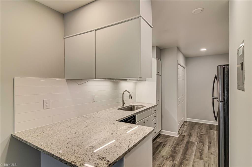 1518 Benjamin Parkway # D Property Photo 11