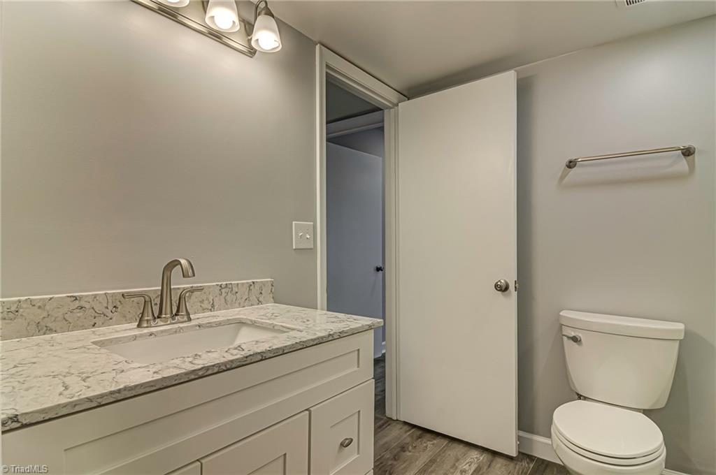 1518 Benjamin Parkway # D Property Photo 21