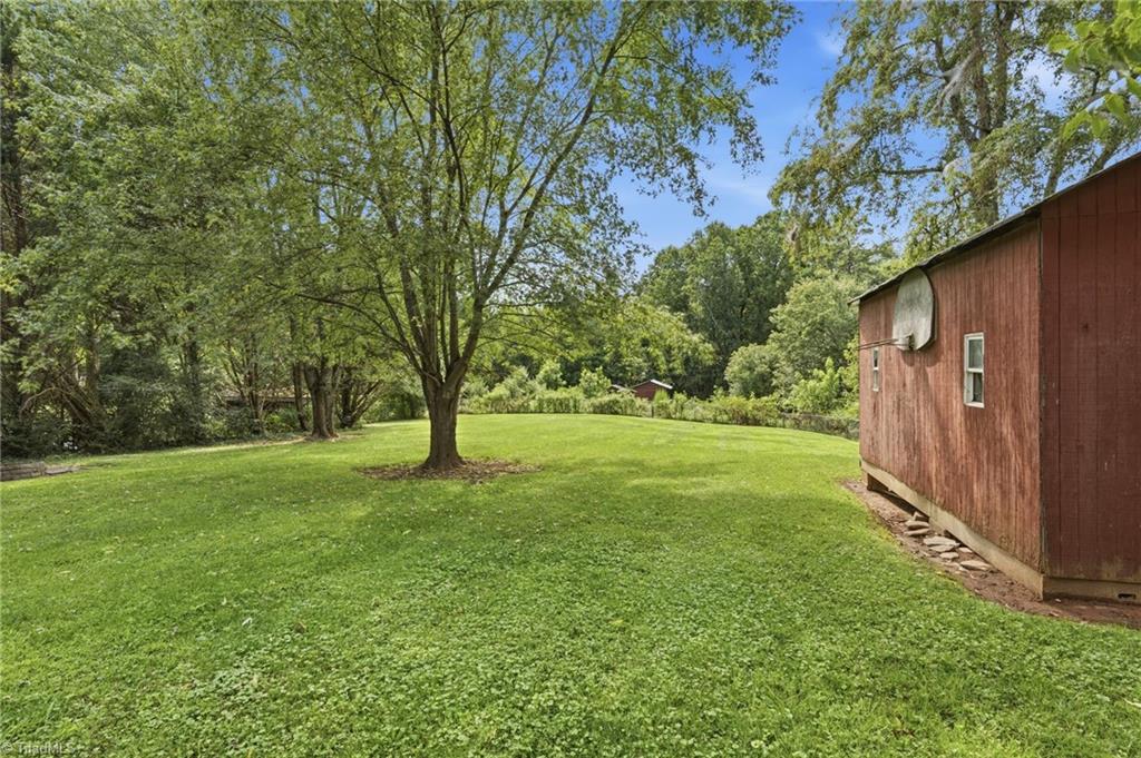 907 Sparta Road Property Photo 47