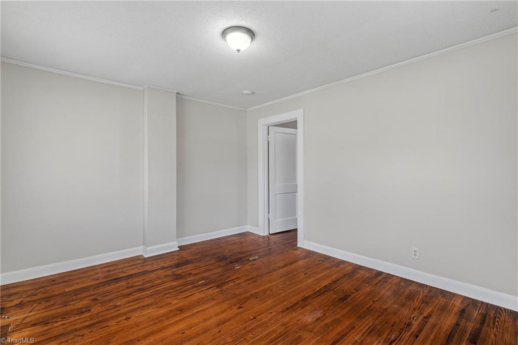 114 Charles Avenue Property Photo 4