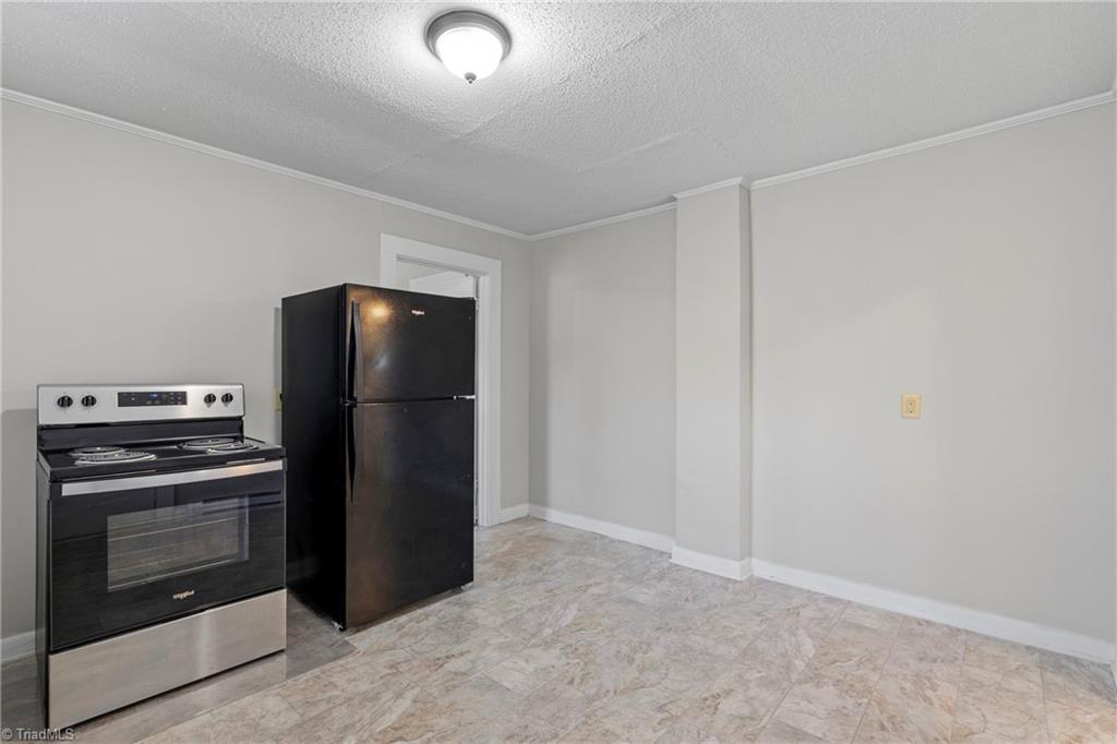 114 Charles Avenue Property Photo 14