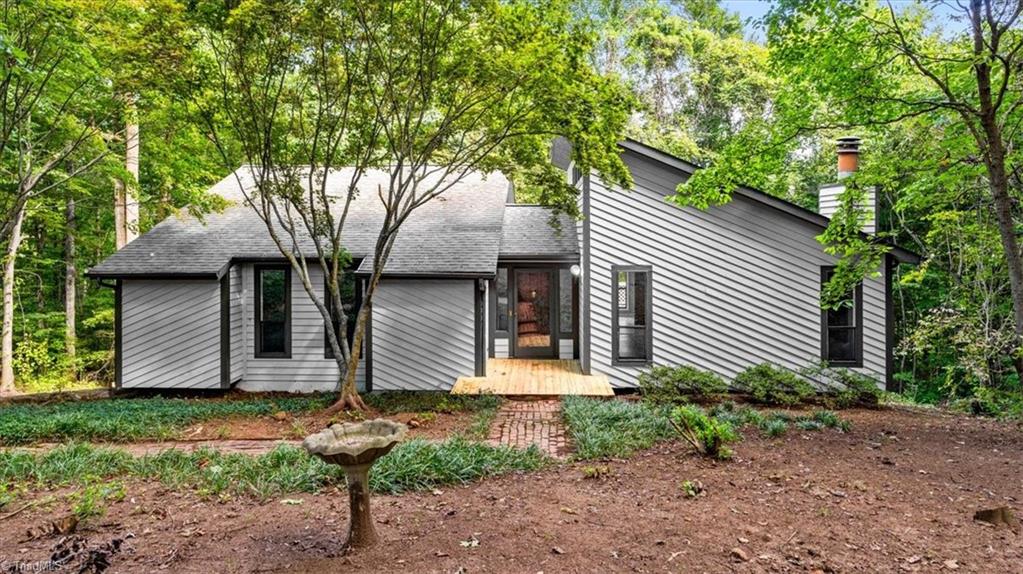 4424 Cooper Cove Road Property Photo 1