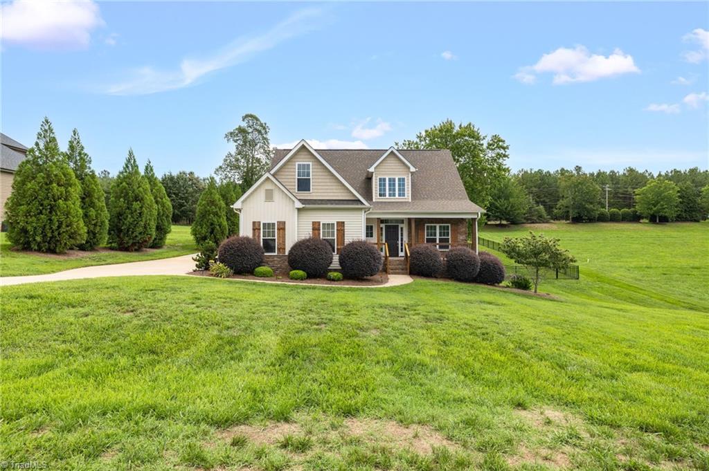 159 Windward Drive Property Photo 2