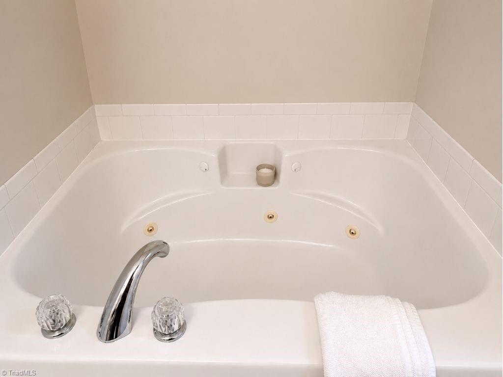 2542 Brook Stone Drive Property Photo 35
