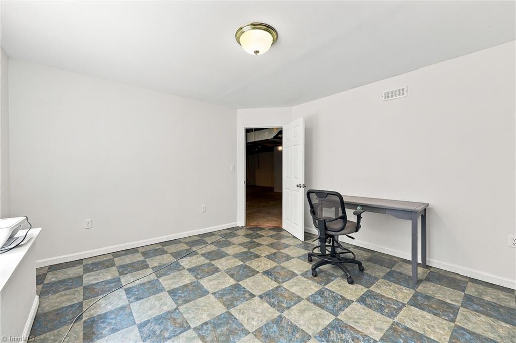 1035 Trinity Place Road Property Photo 40