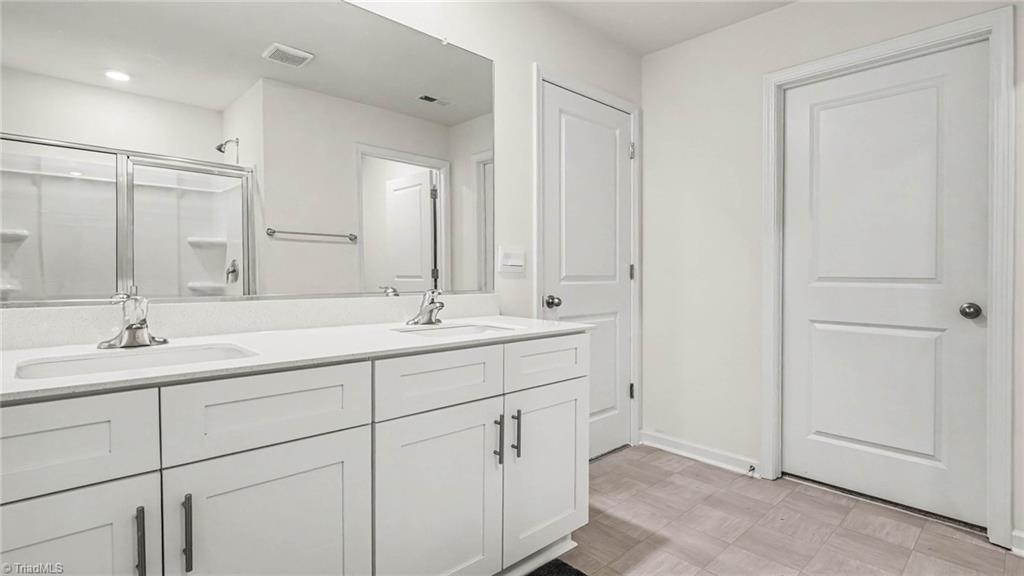 6585 Clark Creek Trail Property Photo 25
