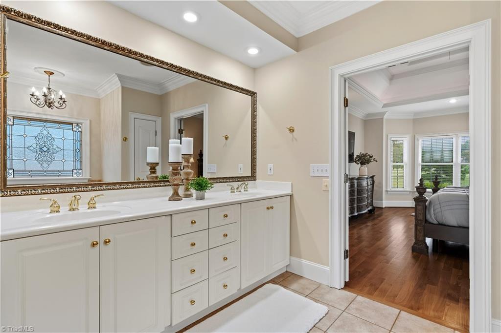 1021 Glen Day Drive Property Photo 33