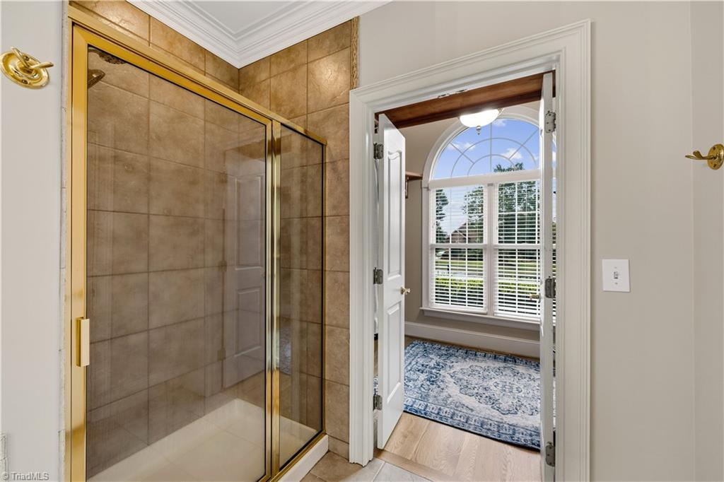 1021 Glen Day Drive Property Photo 35
