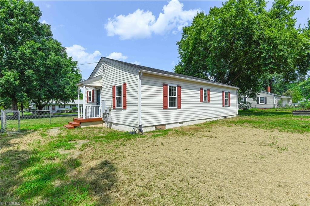804 Graylyn Drive Property Photo 5