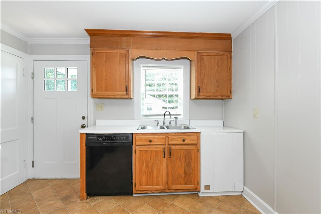 804 Graylyn Drive Property Photo 12