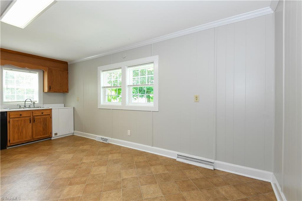 804 Graylyn Drive Property Photo 15