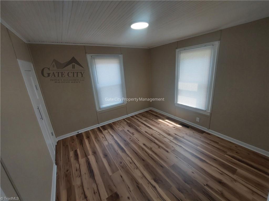 901 Old Thomasville Road Property Photo 6