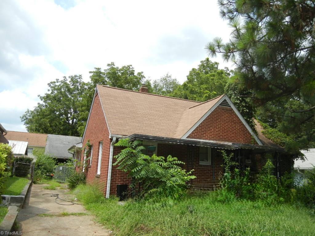 1744 Longview Drive Property Photo 1