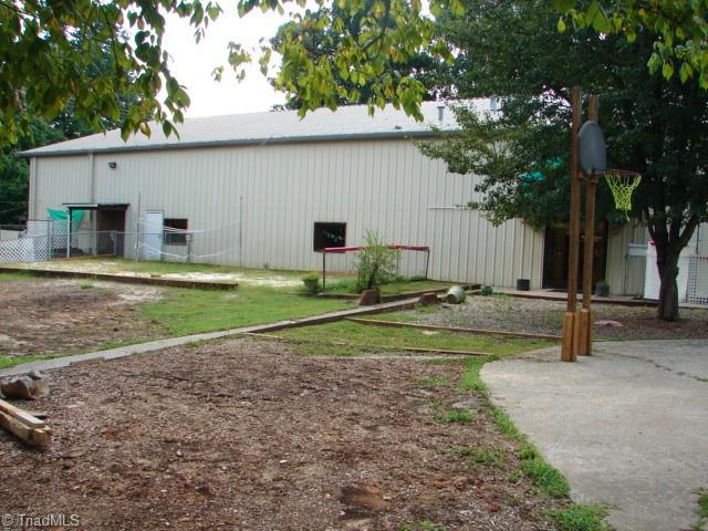 1267 E Salisbury Street Property Photo 12