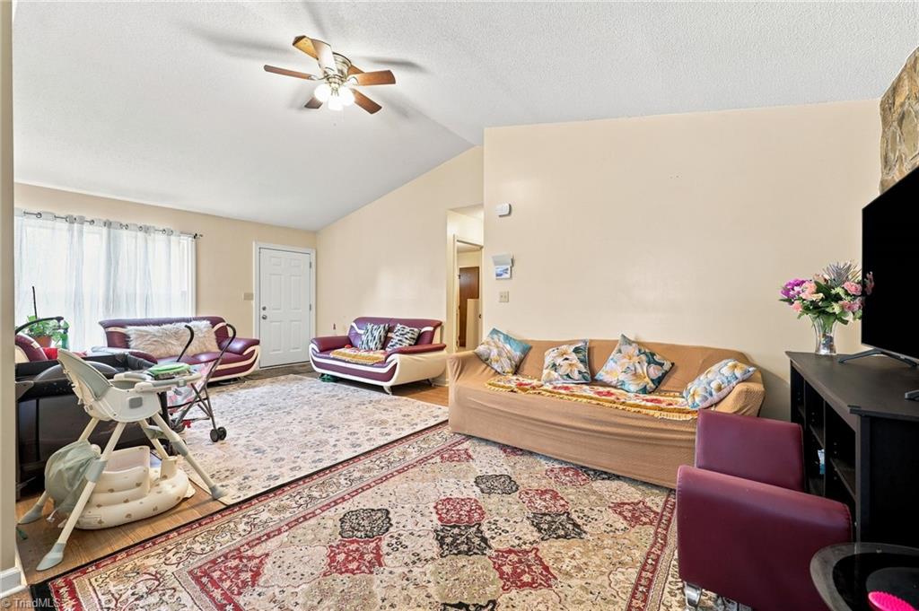2915 Moser Road Property Photo 17