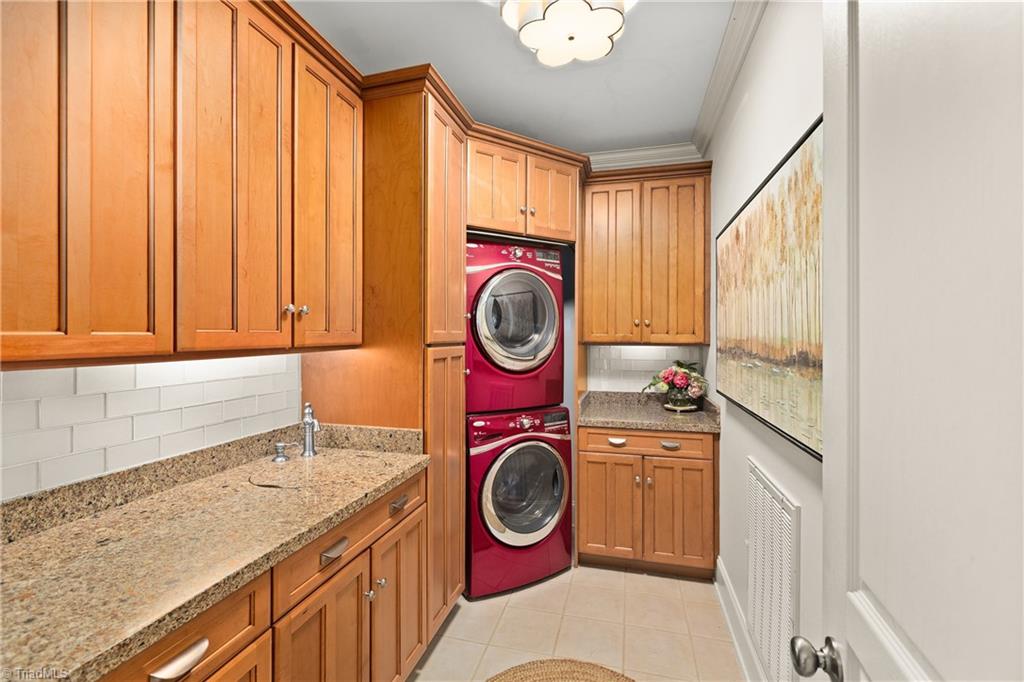 3546 Canter Drive Property Photo 23