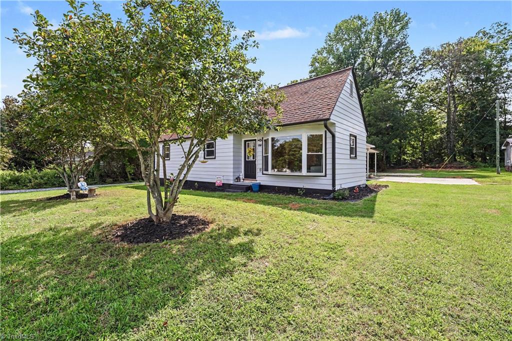 5075 Wilson View Drive Property Photo 1