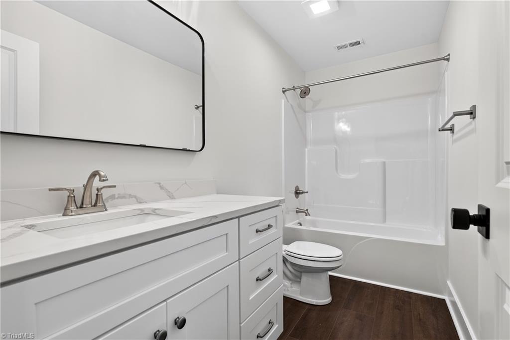 285 Cricket's Run Property Photo 35