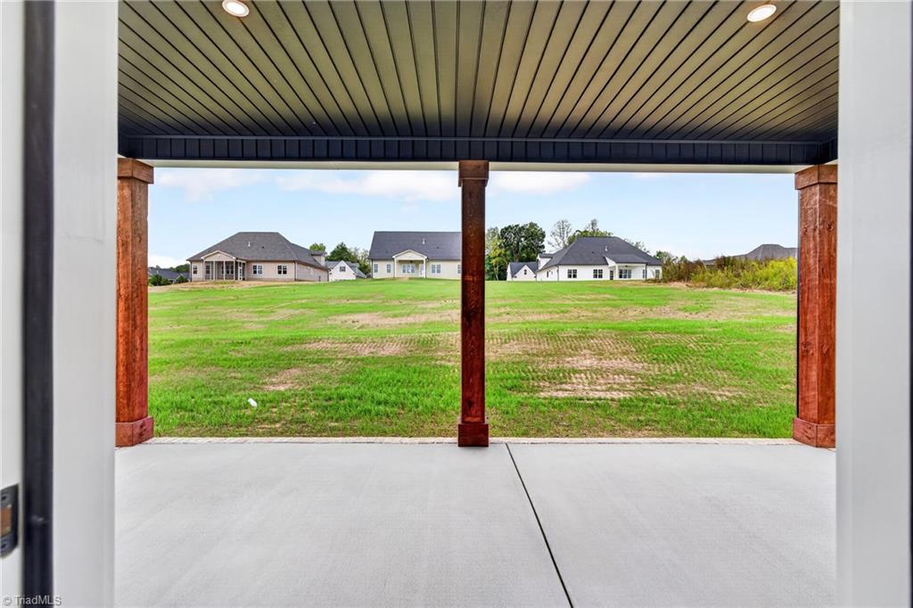 285 Cricket's Run Property Photo 41