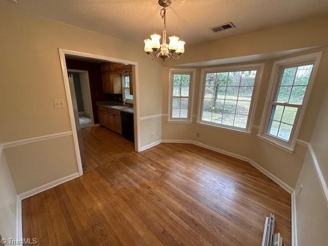 1602 Brewster Drive Property Photo 5