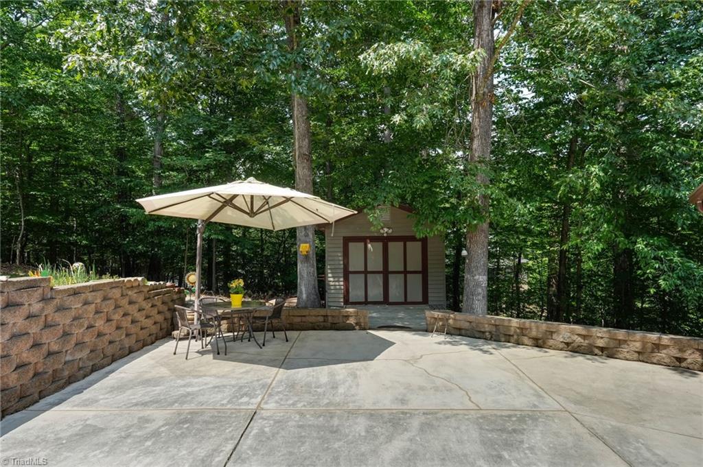 165 Beech Tree Court Property Photo 7