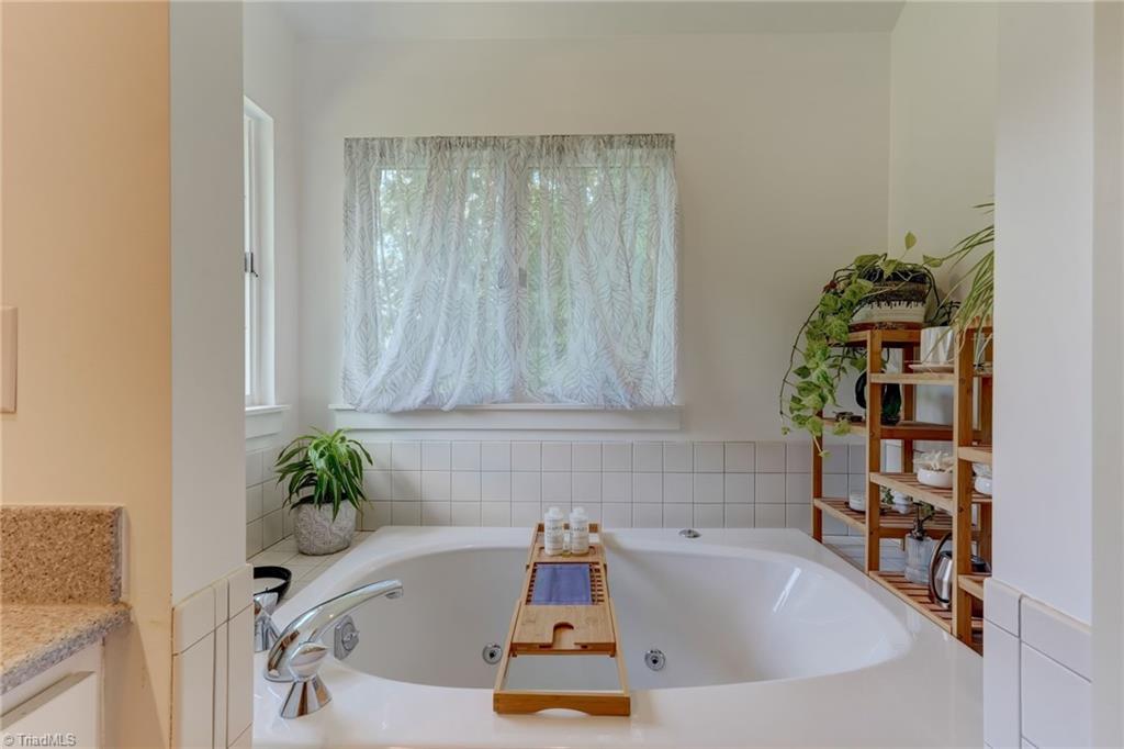 165 Beech Tree Court Property Photo 33