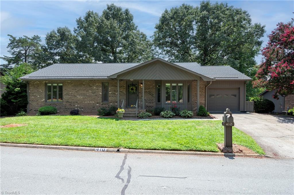 410 Ridgehaven Drive Property Photo 2