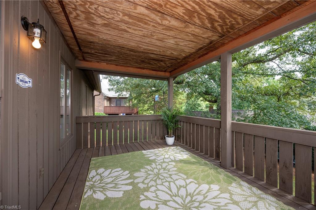 410 Ridgehaven Drive Property Photo 8