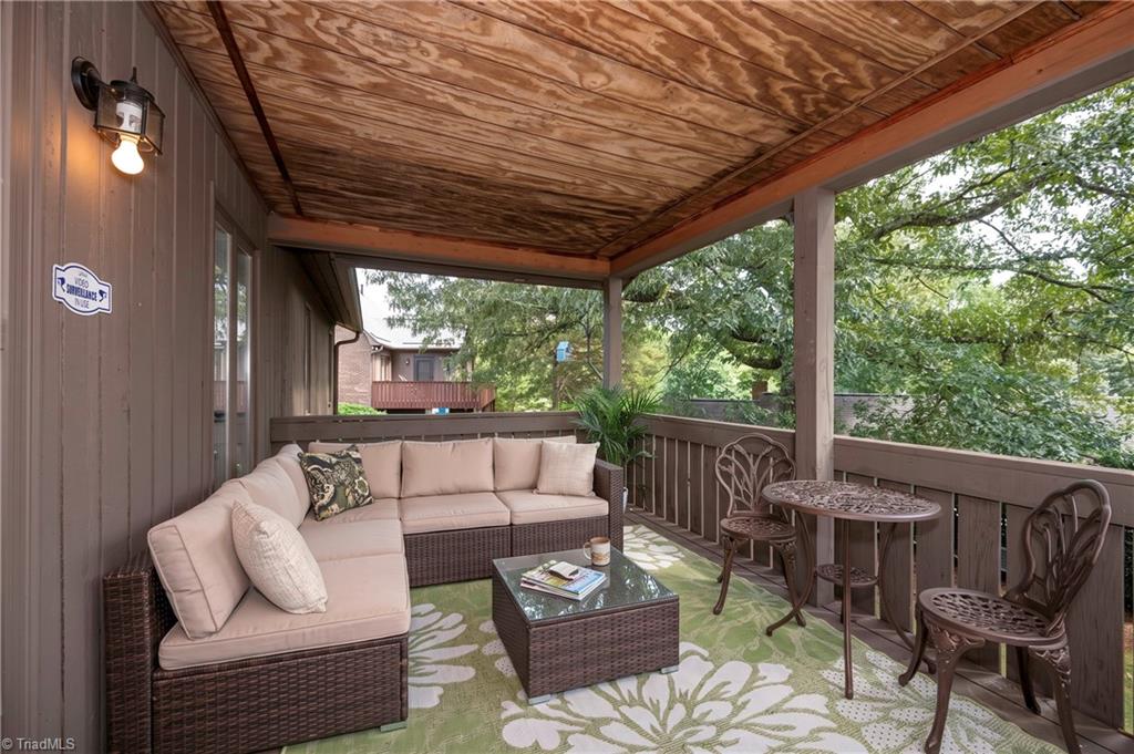 410 Ridgehaven Drive Property Photo 9