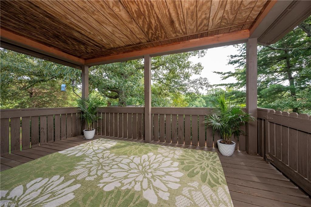 410 Ridgehaven Drive Property Photo 10