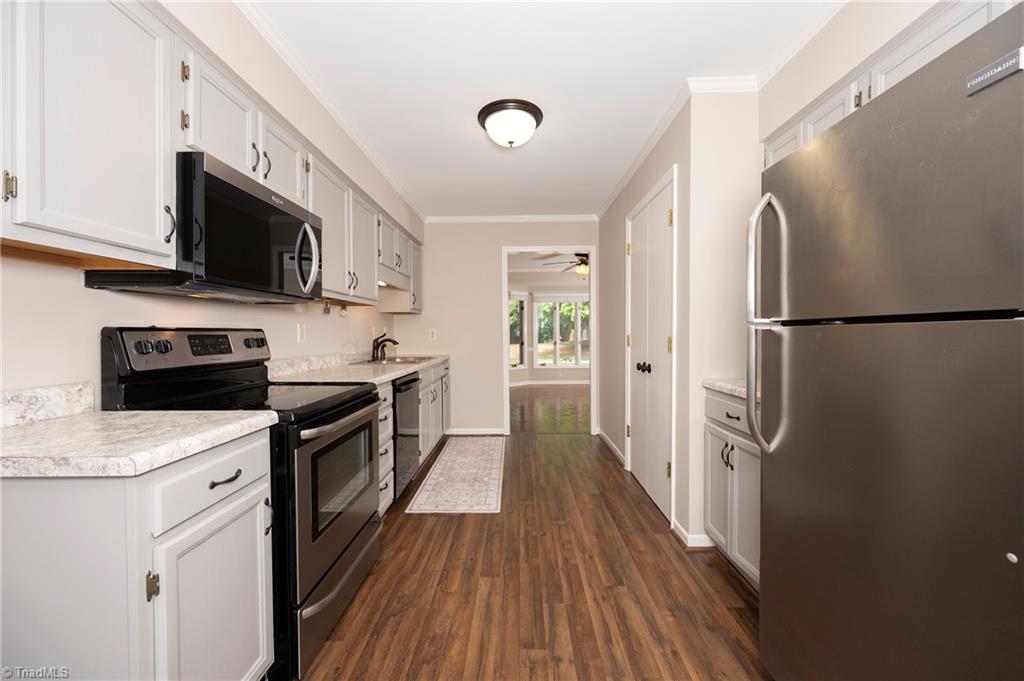 410 Ridgehaven Drive Property Photo 22
