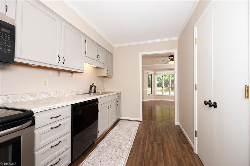 410 Ridgehaven Drive Property Photo 25