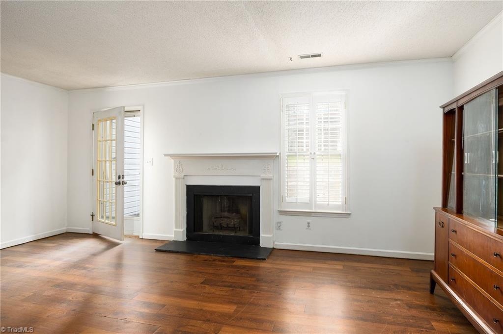 2637 Windy Crossing Property Photo 9