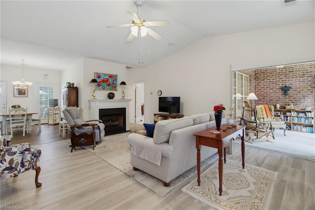 4301 Hanberry Drive Property Photo 6