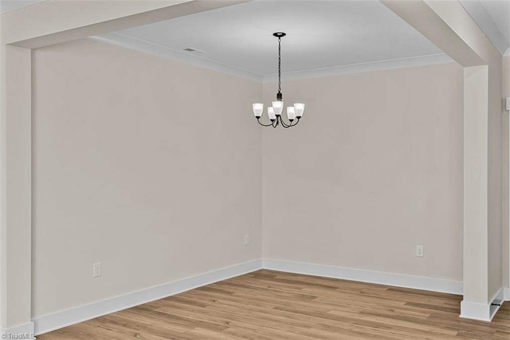 5205 Maple Blossom Trail Property Photo 8